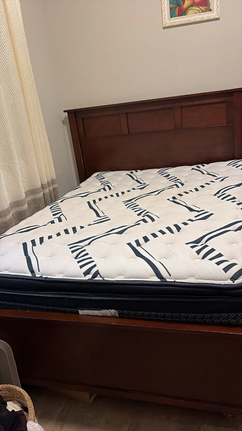 Queen Size Mattress - photo 3