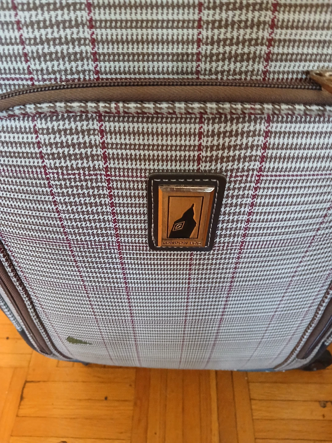 London Fog Carry-On Luggage - photo 3