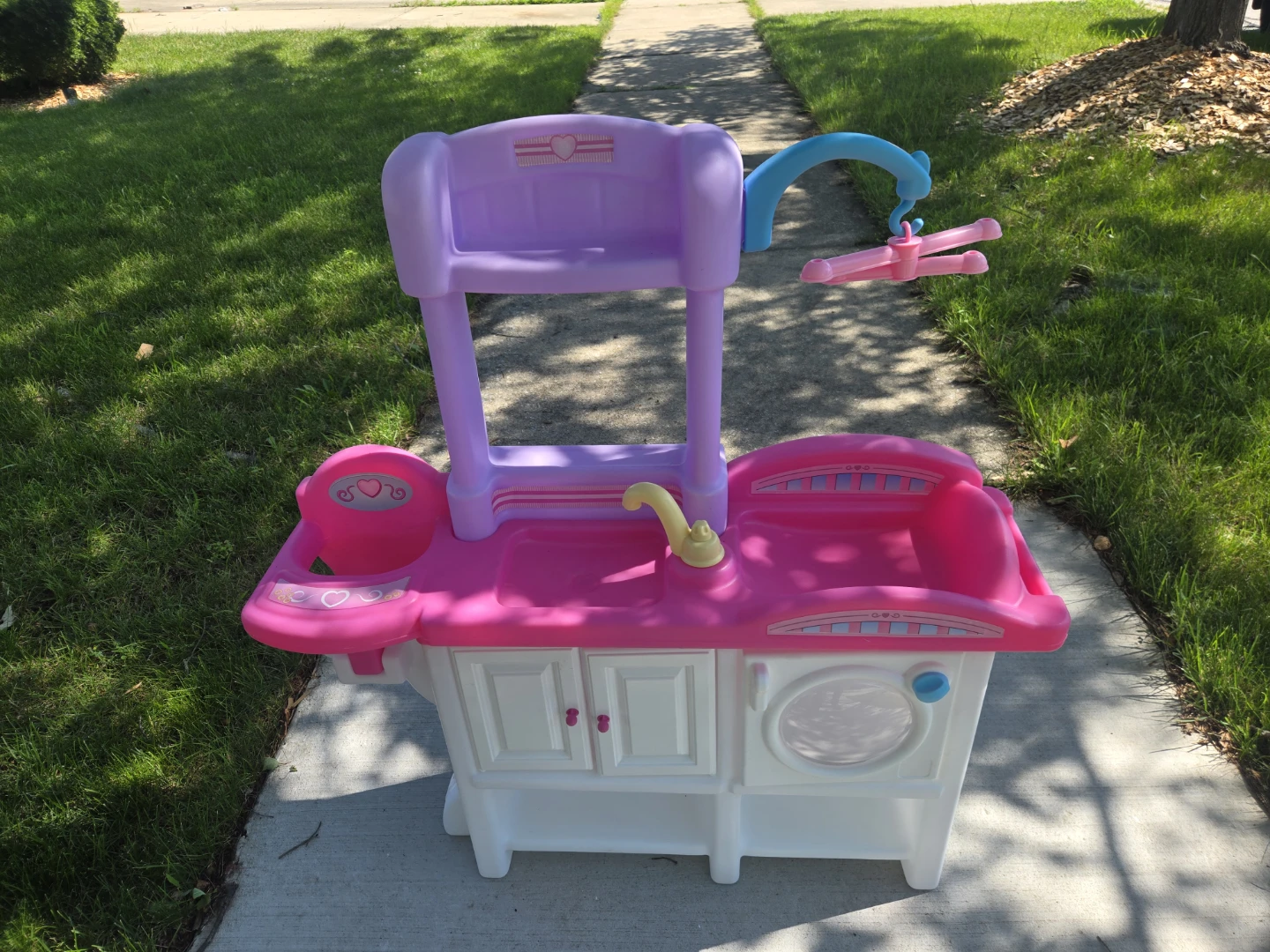 Step2 Pink and White Play Kitchen Playset