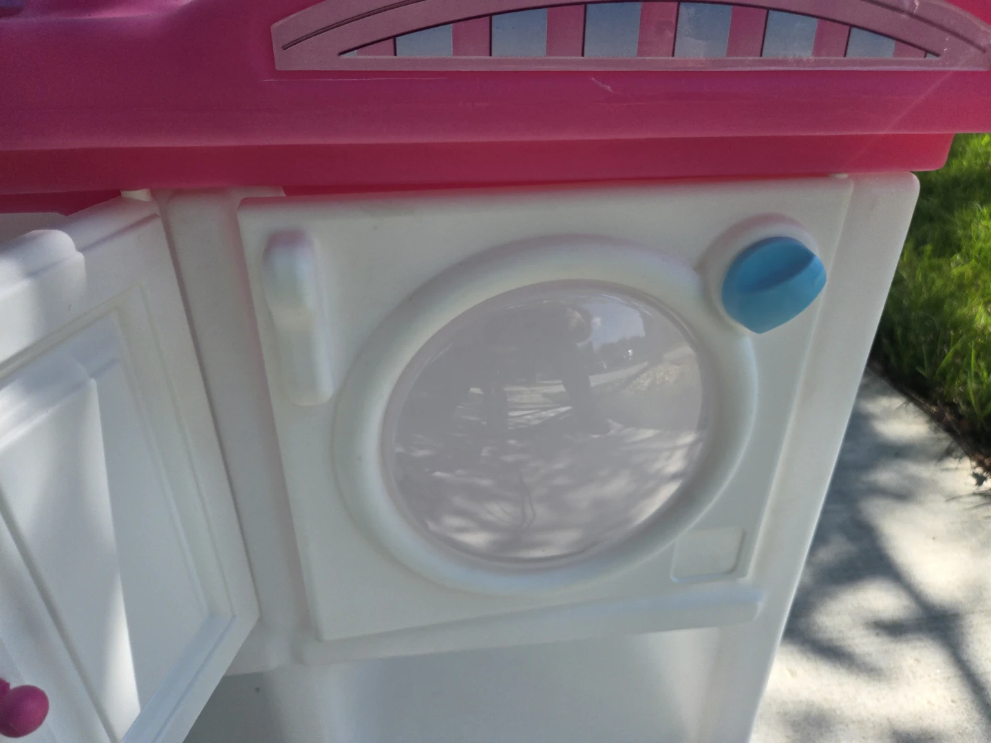 Step2 Pink and White Play Kitchen Playset - photo 5