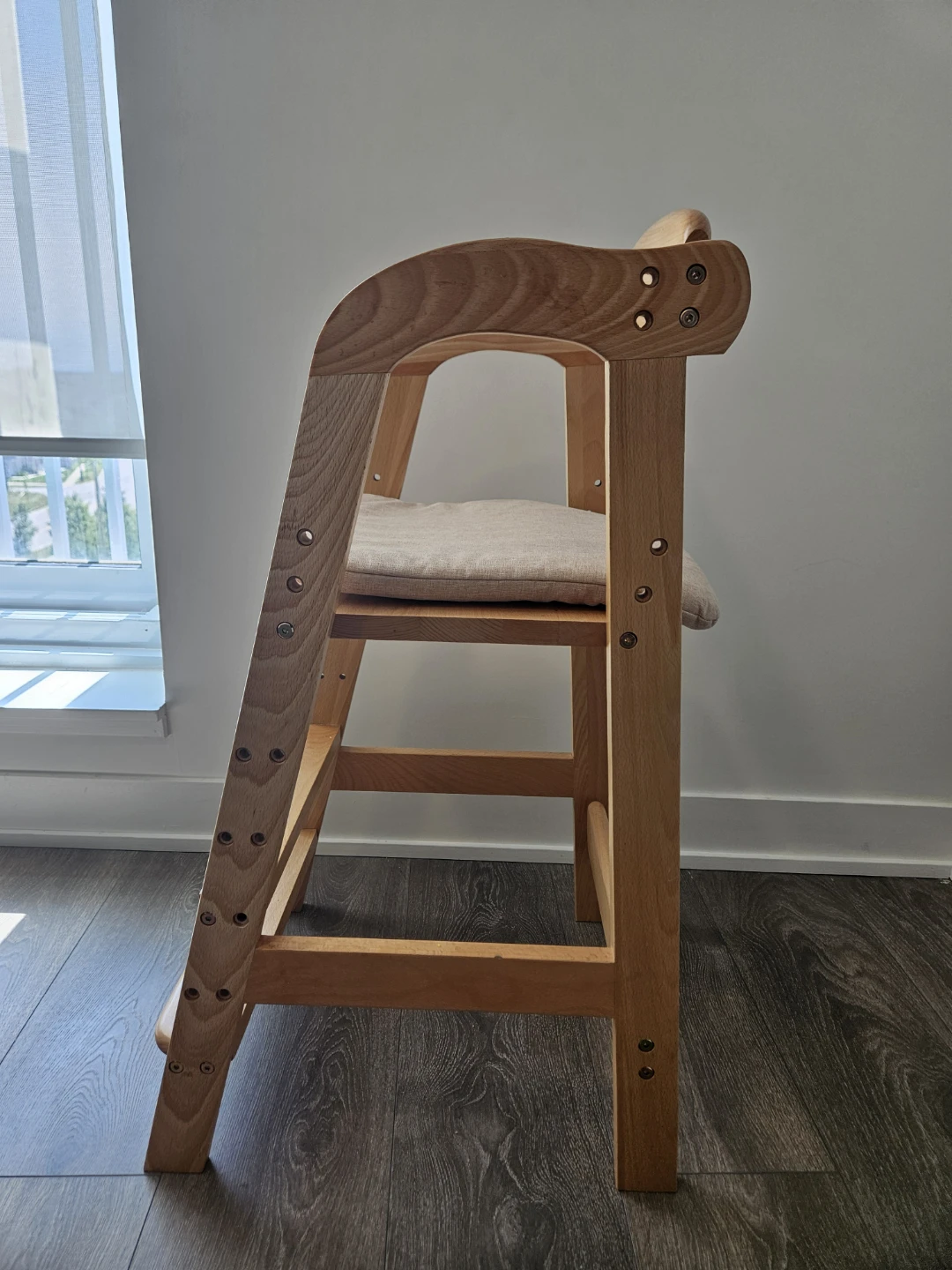 Wooden High Chair - photo 2