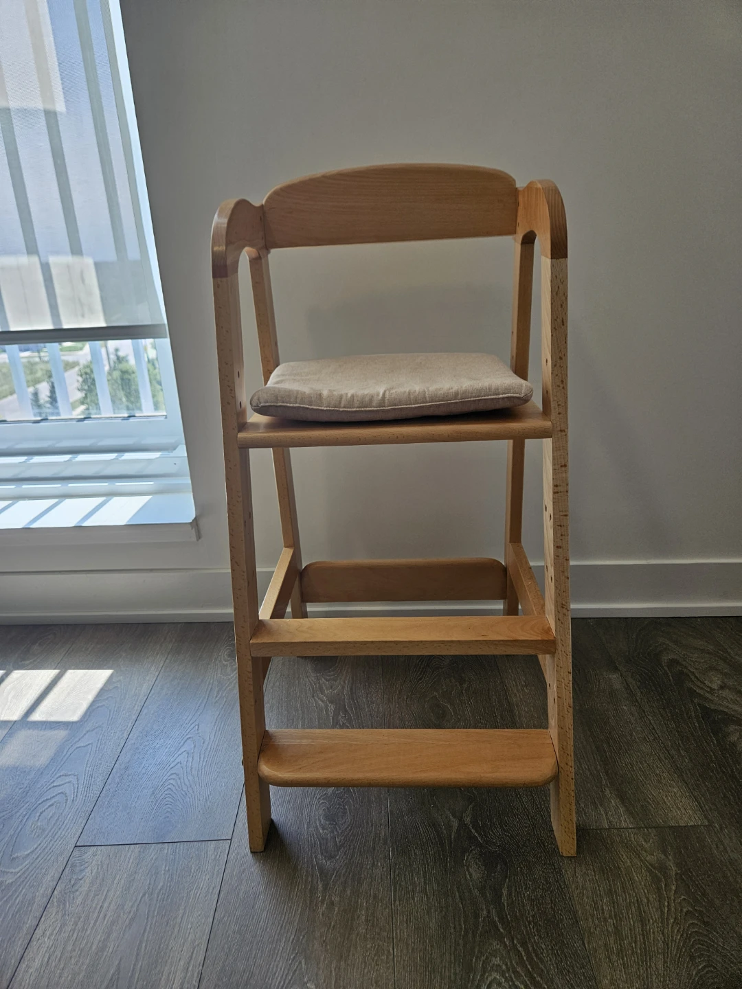 Wooden High Chair - photo 3
