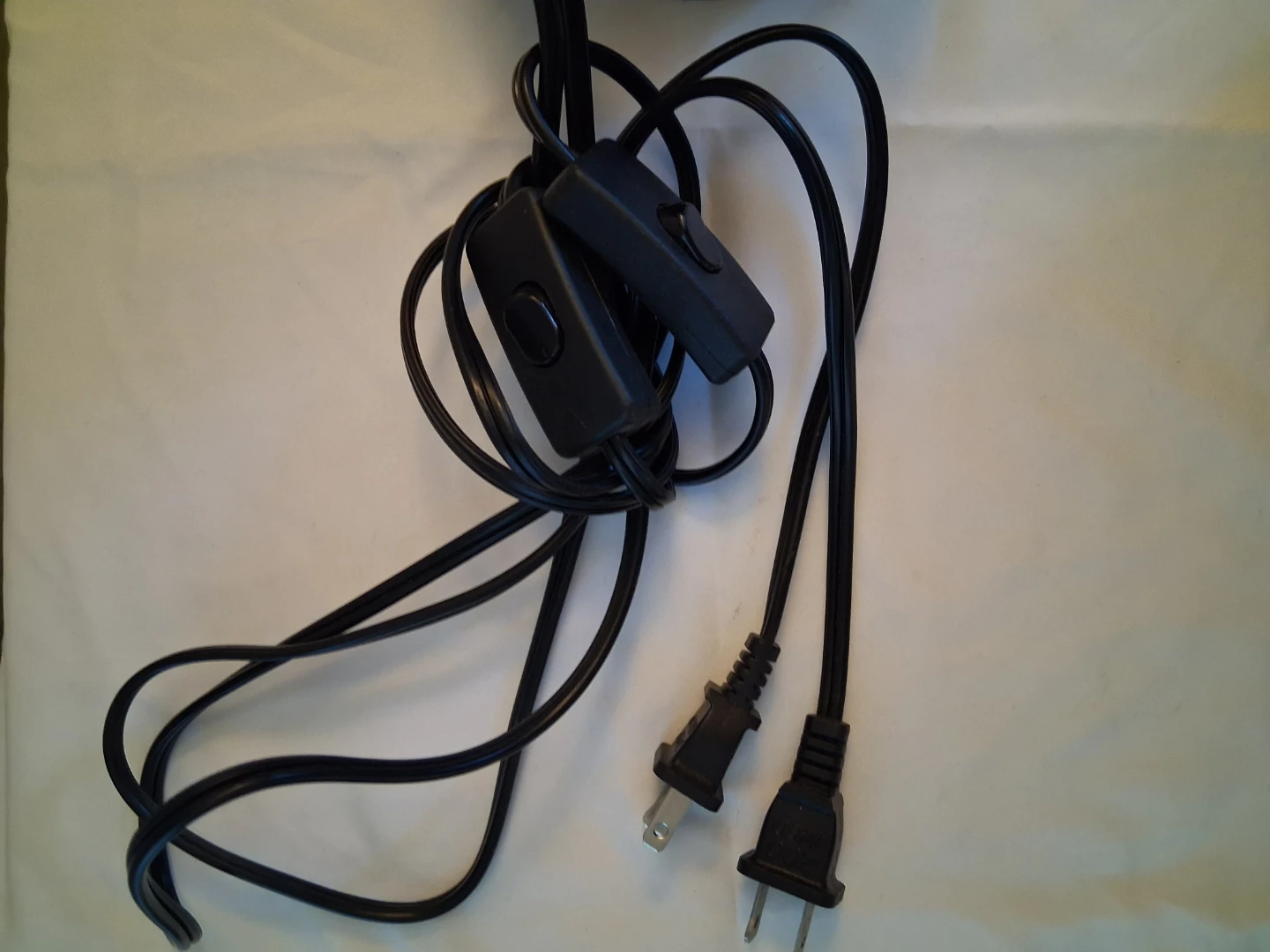 Zoo Med Dual Dome Lamp Fixture- $20 - - photo 3
