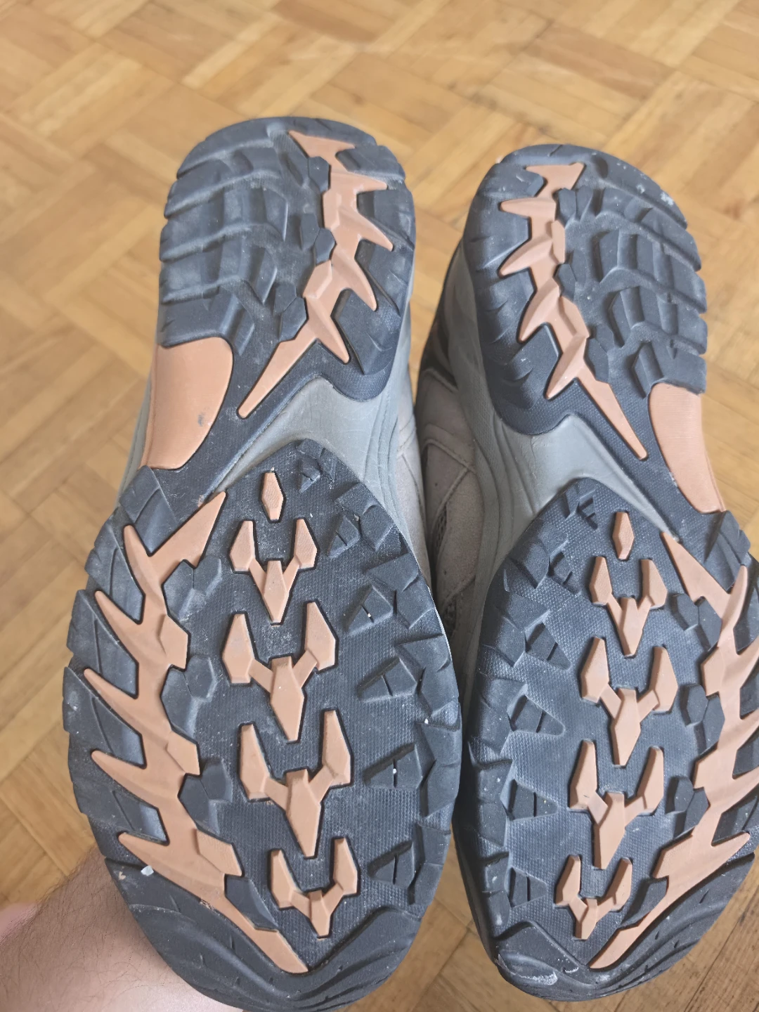Cloudveil Hiking Shoes Size 11 - photo 2