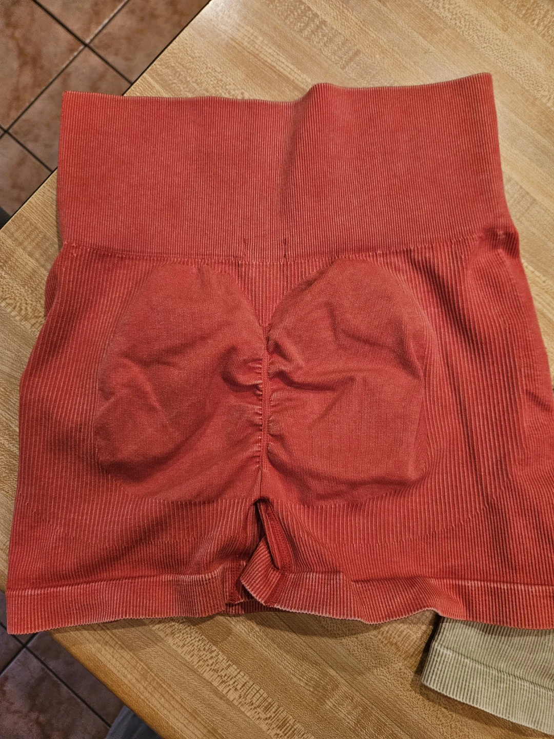 2 Daisy Women's Seamless Ribbed Shorts - photo 3