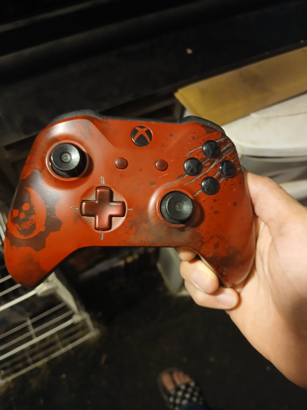 SPECIAL EDITION 2TB Xbox One Gears 5  Console and Controller - photo 3