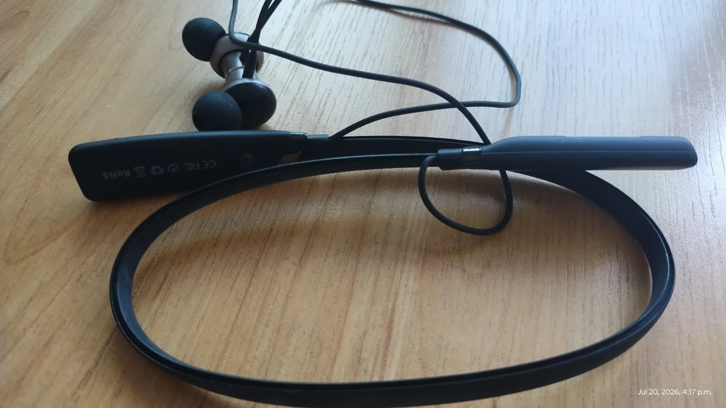 Bluetooth Wireless Neckband Earphones with Microphone – Black - photo 2