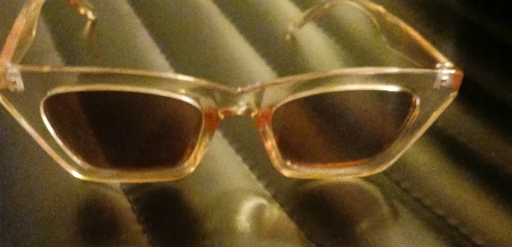 Cat-eye Sunglasses - photo 2