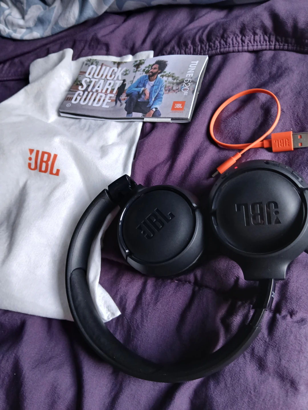 JBL TUNE 520BT Wireless On-Ear Headphones - photo 2