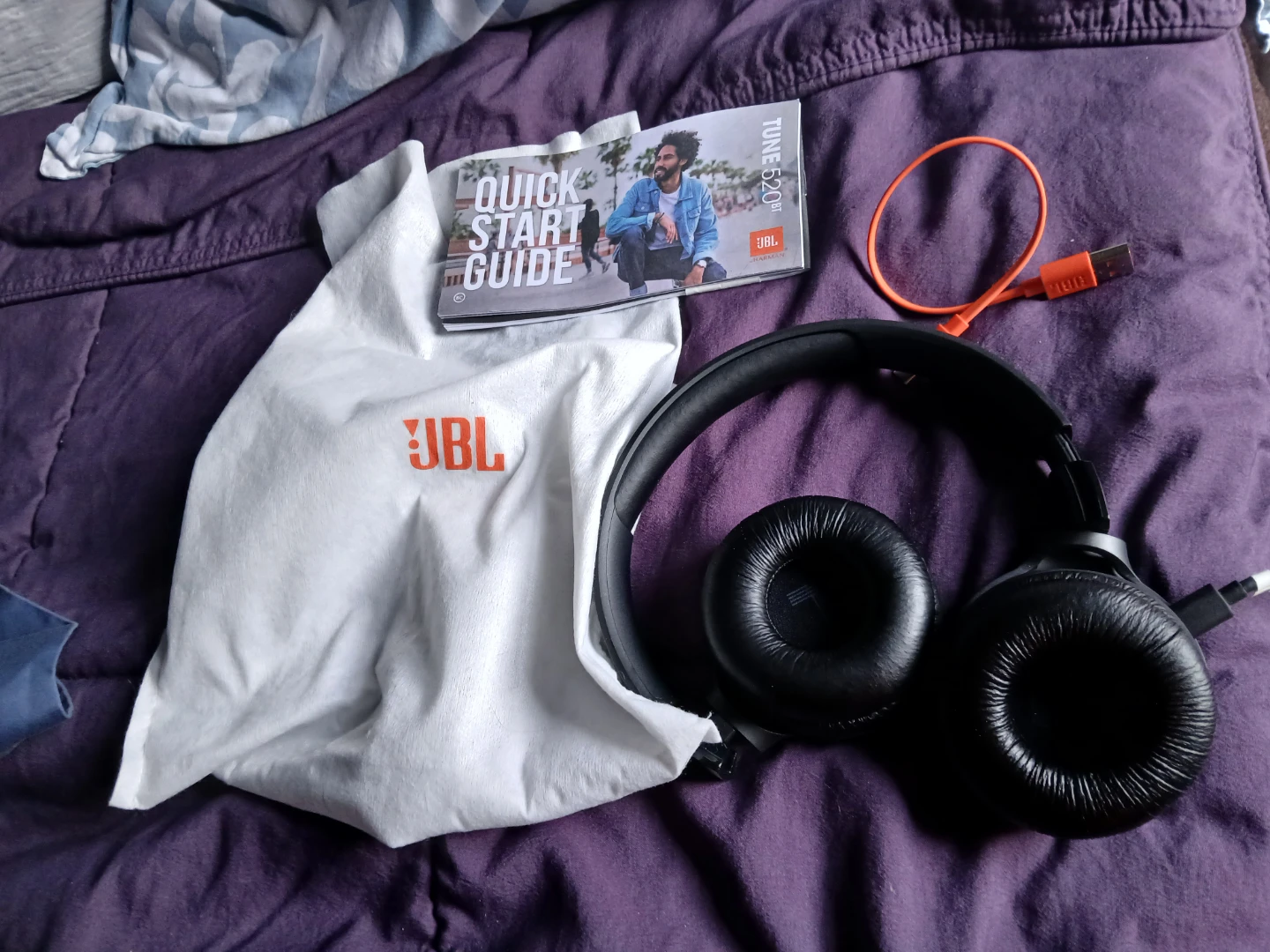 JBL TUNE 520BT Wireless On-Ear Headphones - photo 4