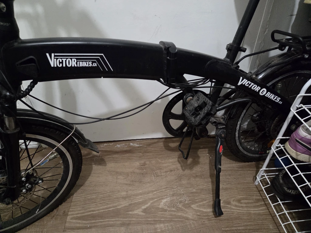 Victor Ebikes "The Metropolitan" Folding Electric Bike