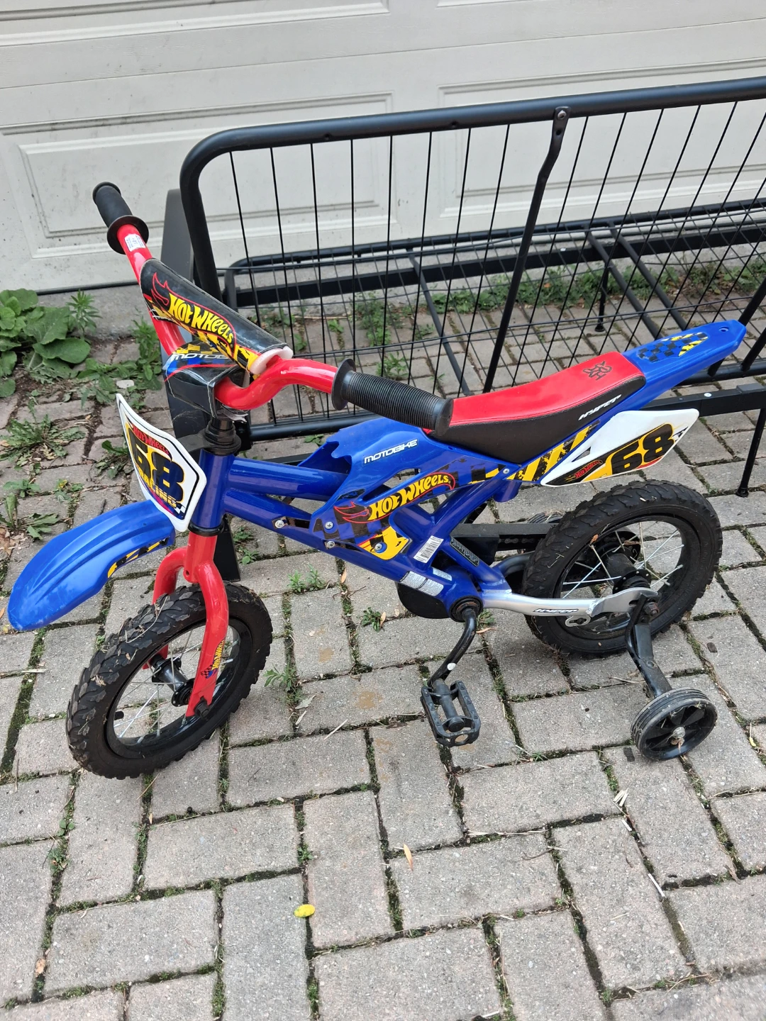 2 sizes of Hot Wheels Kids Bicycle - photo 3