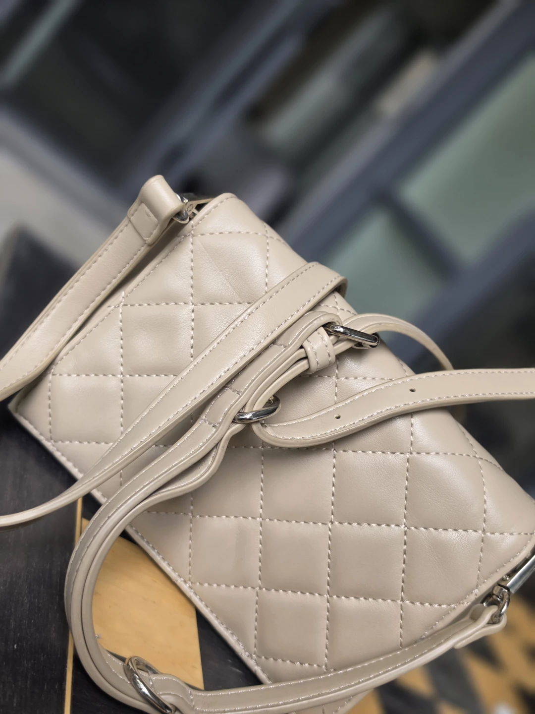 Quilted Chain Shoulder Bag - photo 3