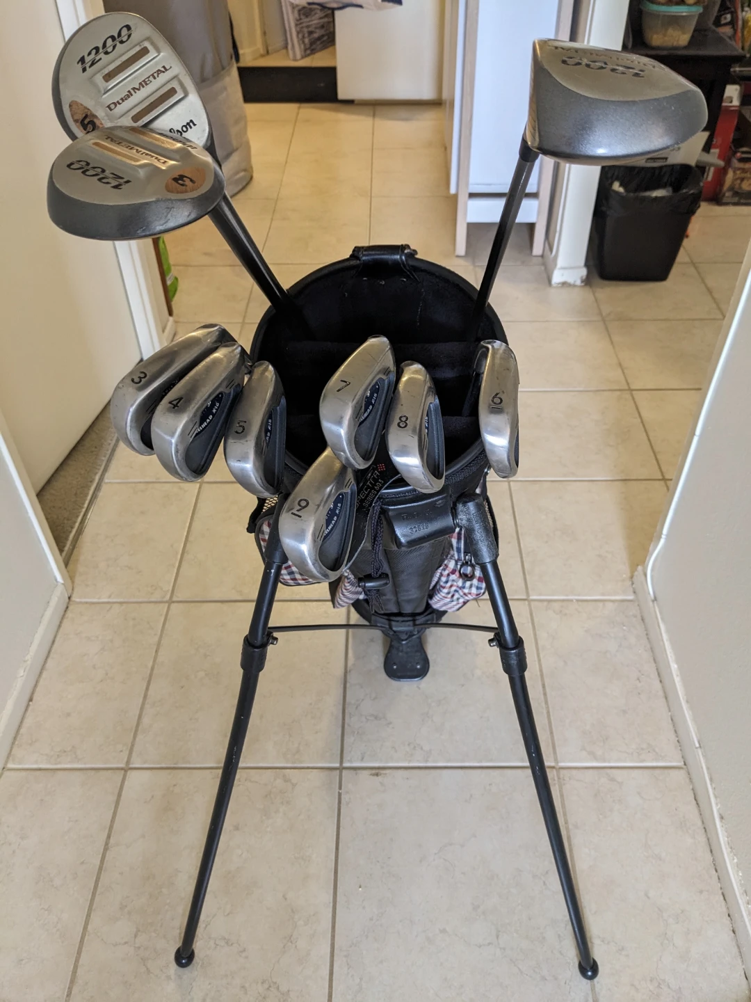 Golf club set with bonuses (minus pitching wedge) - photo 2