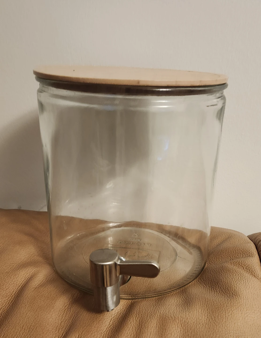 IKEA  Beverage Dispenser Glass Bamboo Lid 4L - photo 2