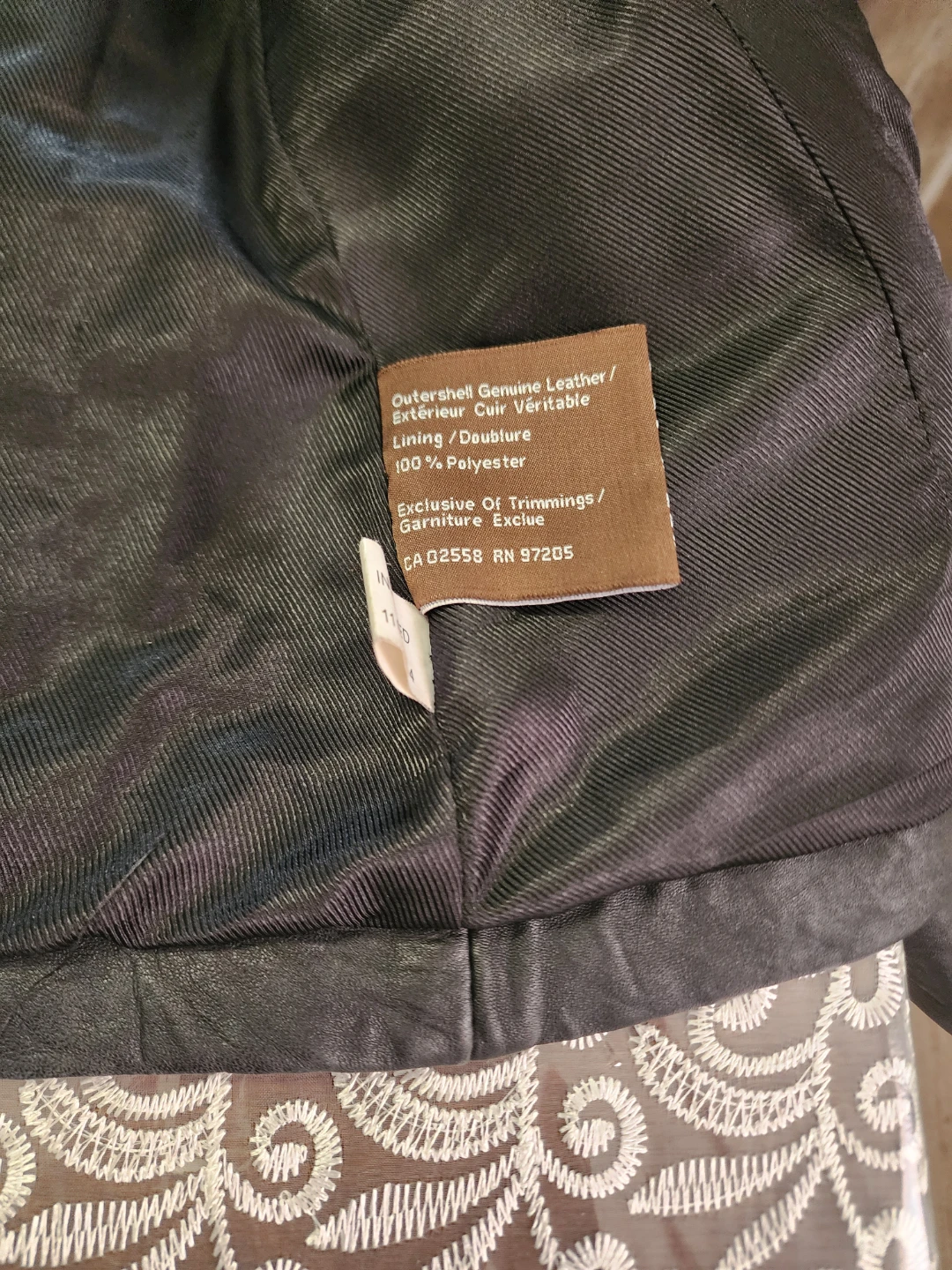 Danier Black Genuine Leather Jacket - photo 3