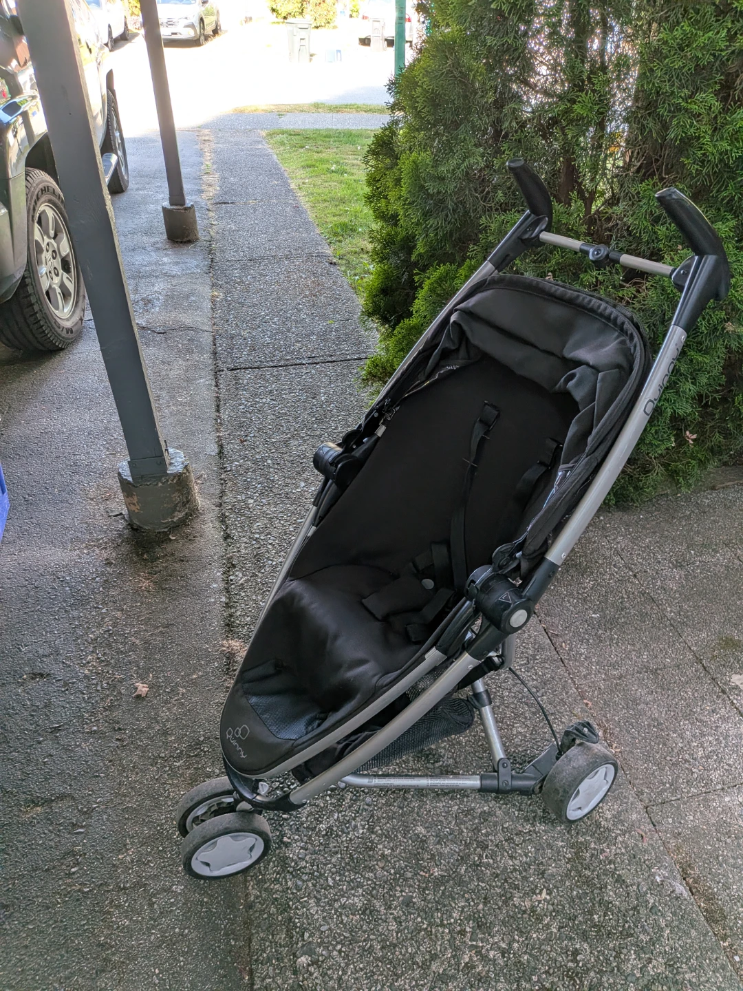 Quinny travel stroller with adapters for car seat