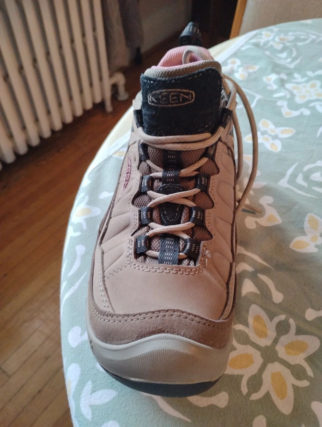 New Womens Keen Hiking Boots - photo 2