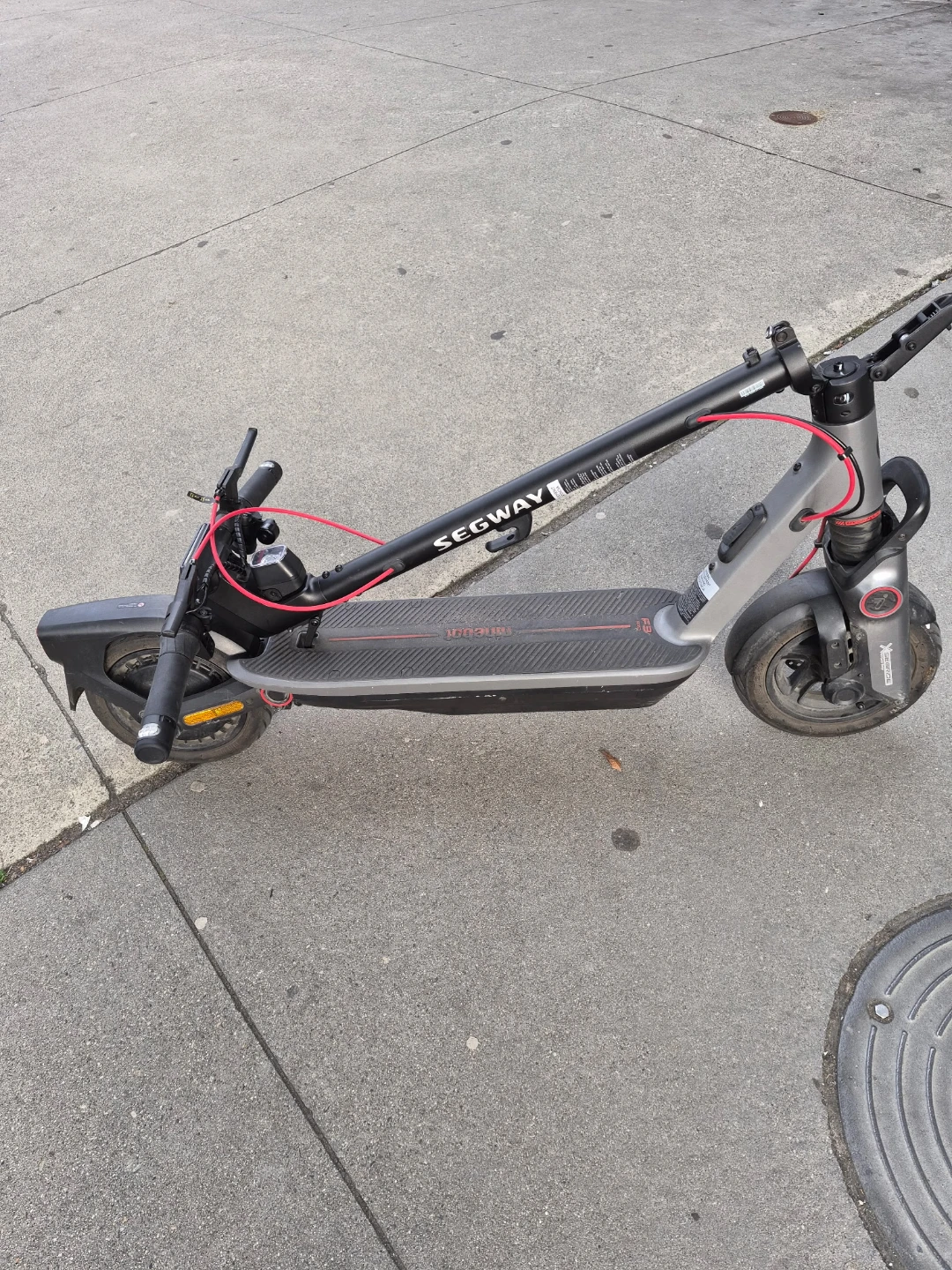 Segway ninebot F3 PRO escootoer - photo 4