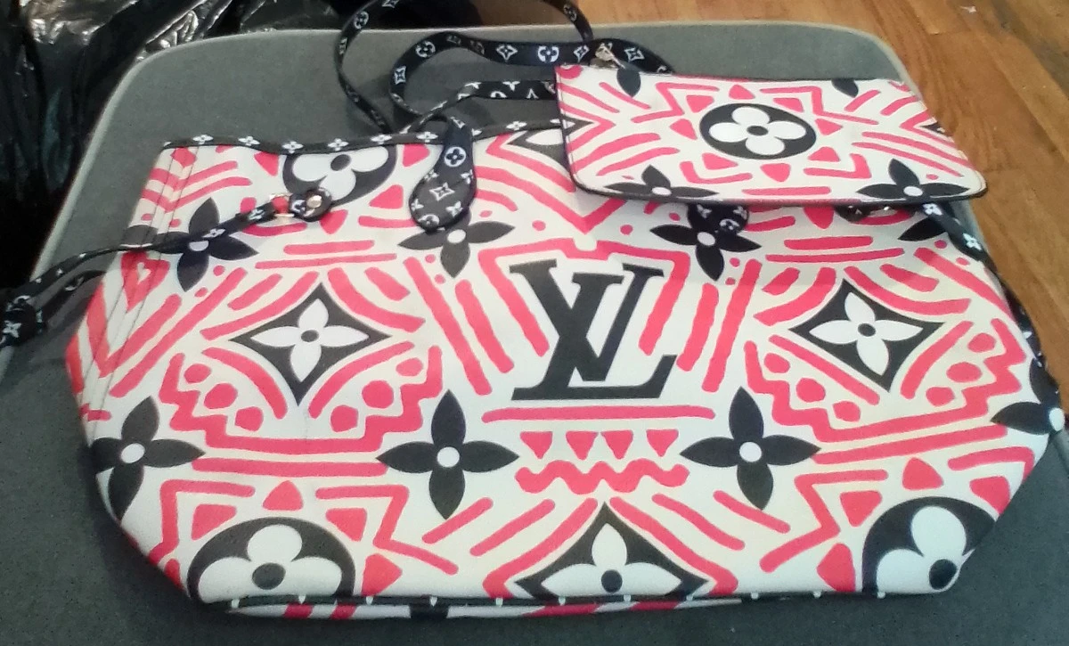 Neverfull Tote Bag with Matching Pouch - photo 2