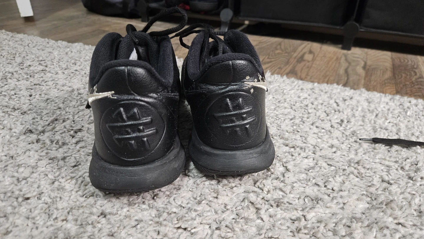 Nike Kyrie Flytrap Black Basketball Shoes - photo 3