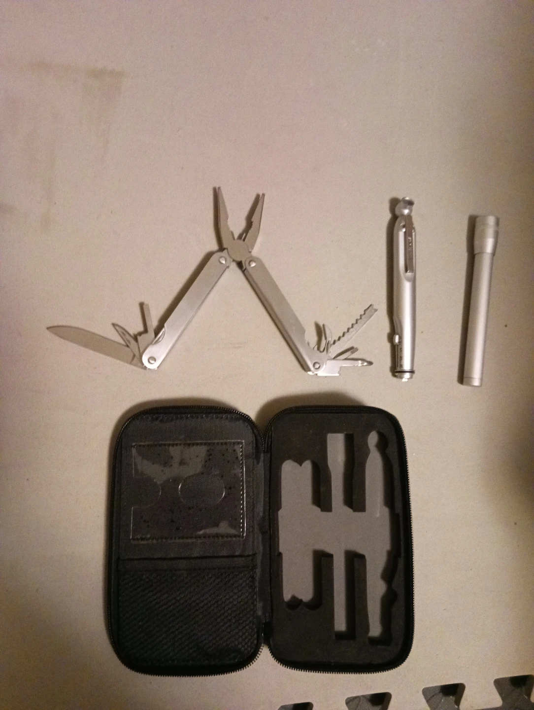 Multi-tool with flashlight and repair pen - photo 2