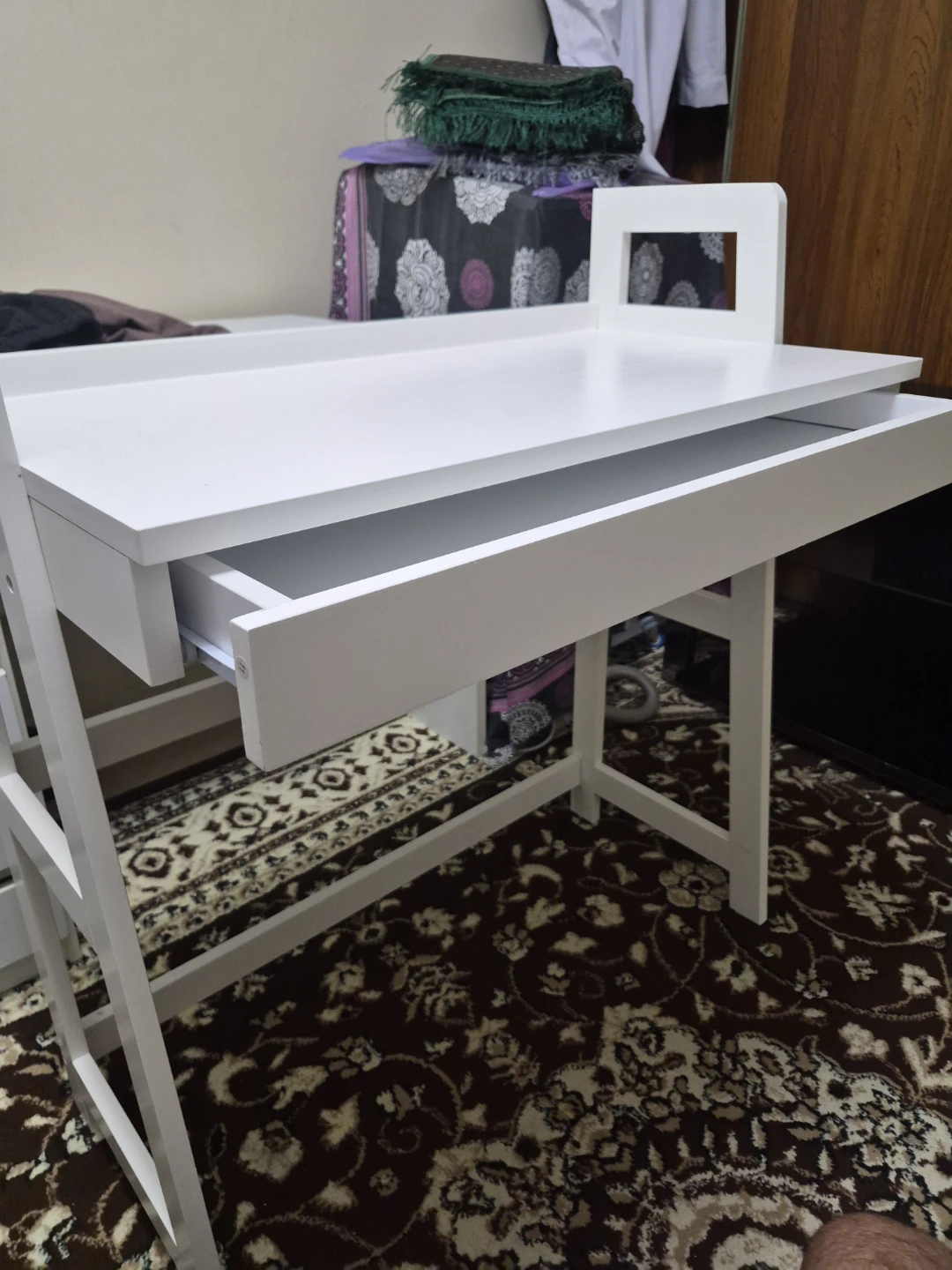 White Study Table - photo 3