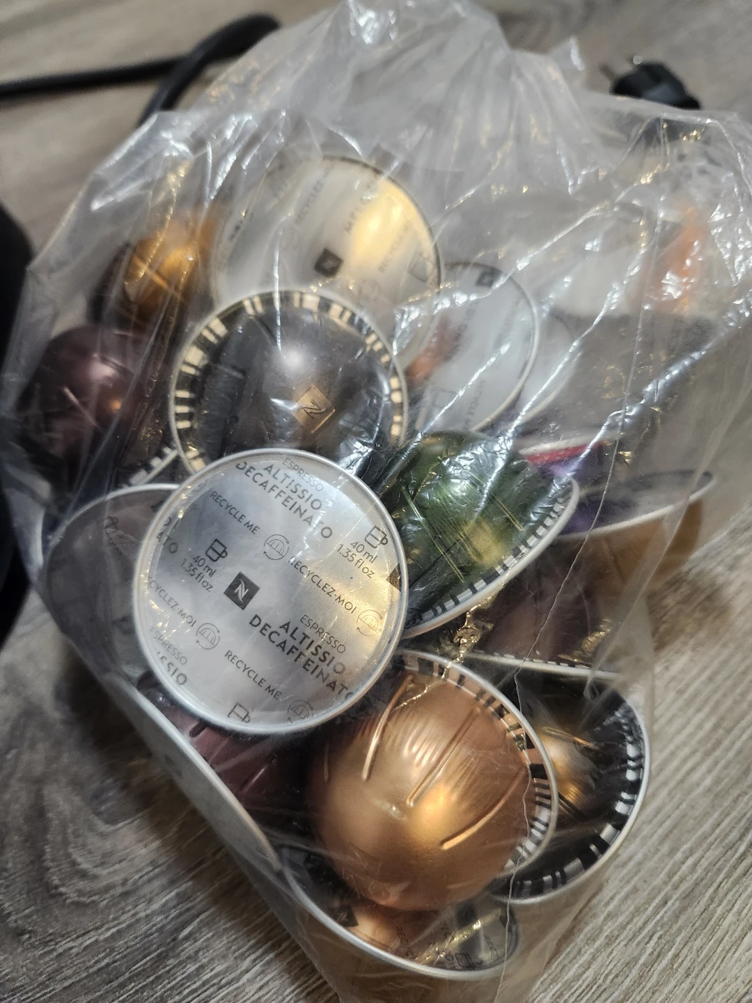 Nespresso Vertuo Coffee Machine with Pods - photo 3