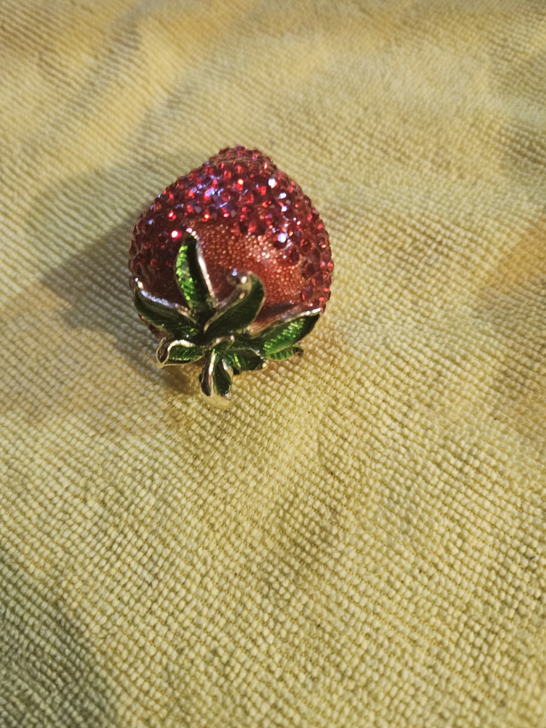 Sparkly Red Strawberry Hinged Trinket Box - photo 3