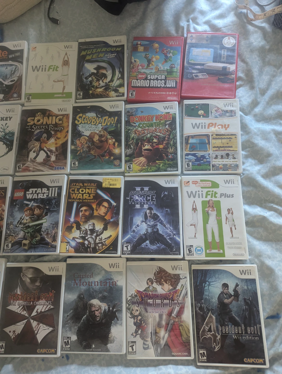 Nintendo Wii Console with Balance Board and Games - photo 2