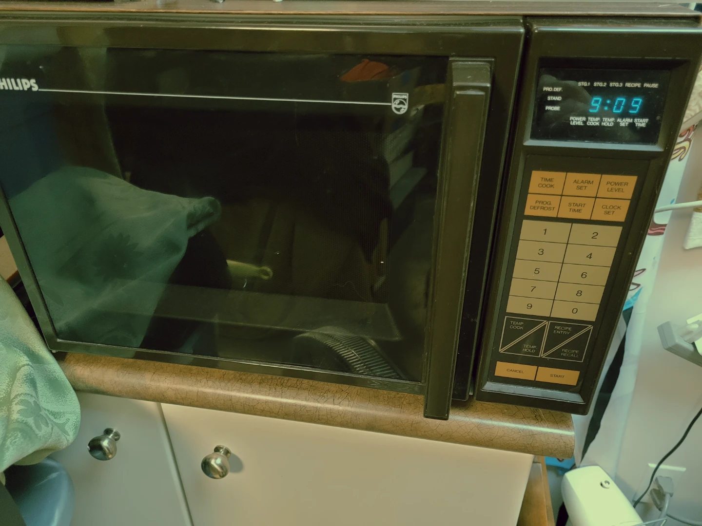 Philips Microwave Oven - photo 2