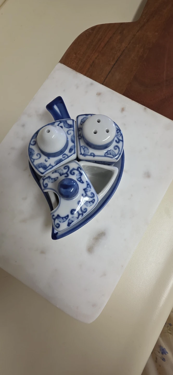 Blue and White Ceramic Leaf Shaped Condiment Set - photo 2