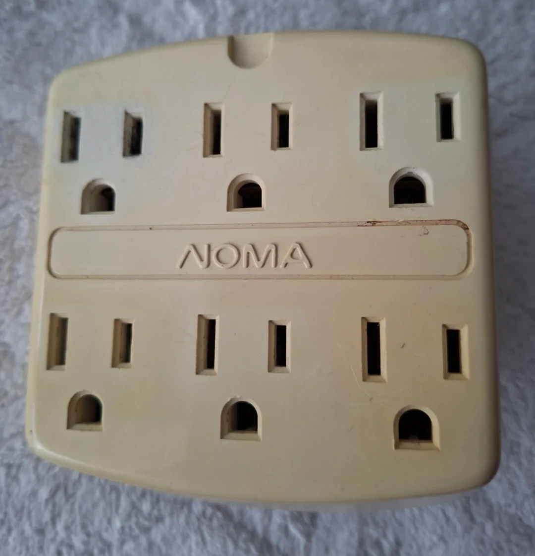 NOMA 6-Outlet Power Tap WCC600W