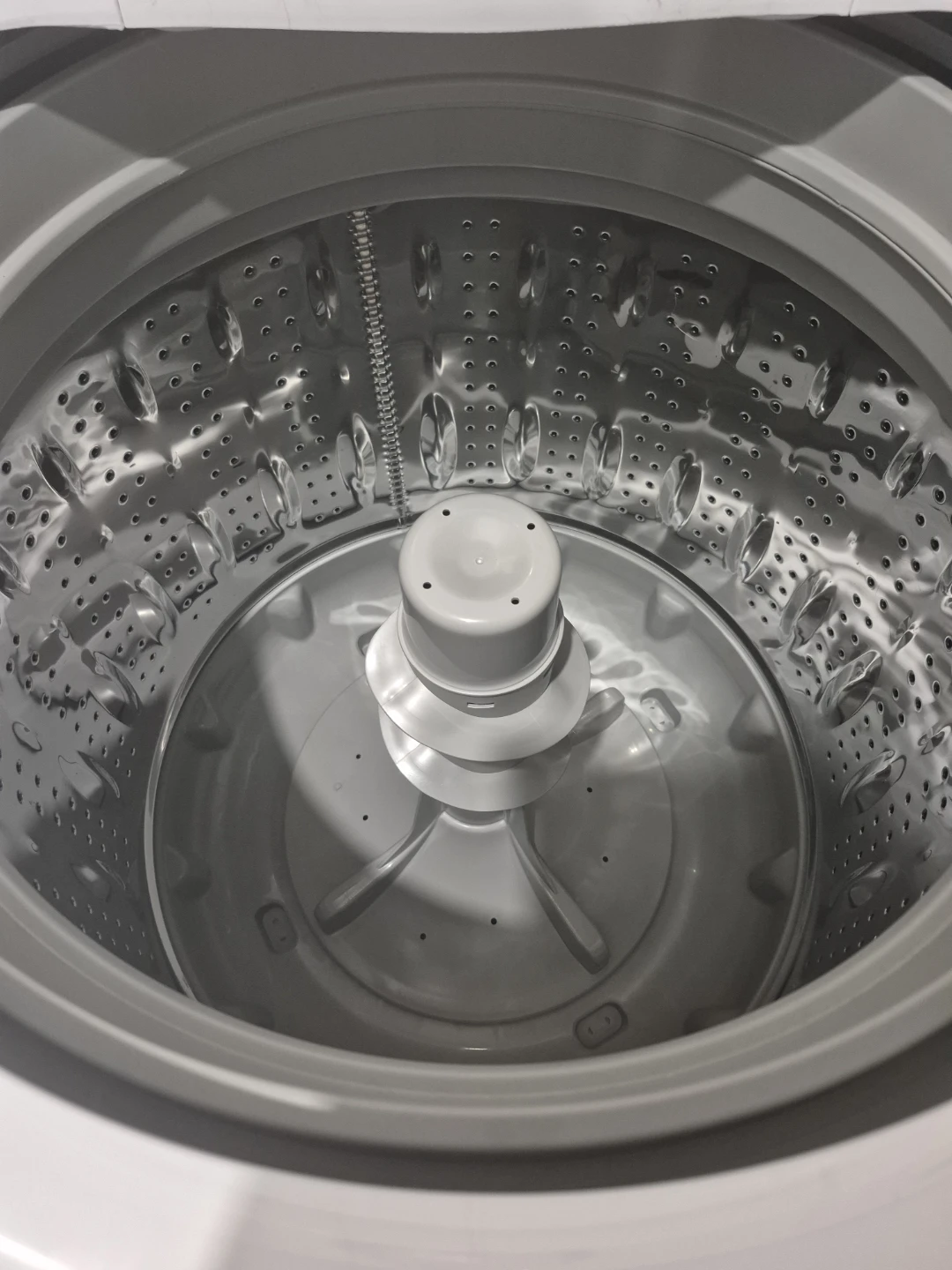 L2 White Top Load Washer - photo 2