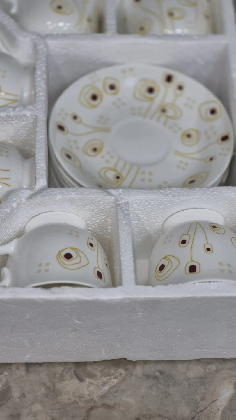 Brand new bone china Set of 6 Ceramic Mugs and Saucers - photo 3