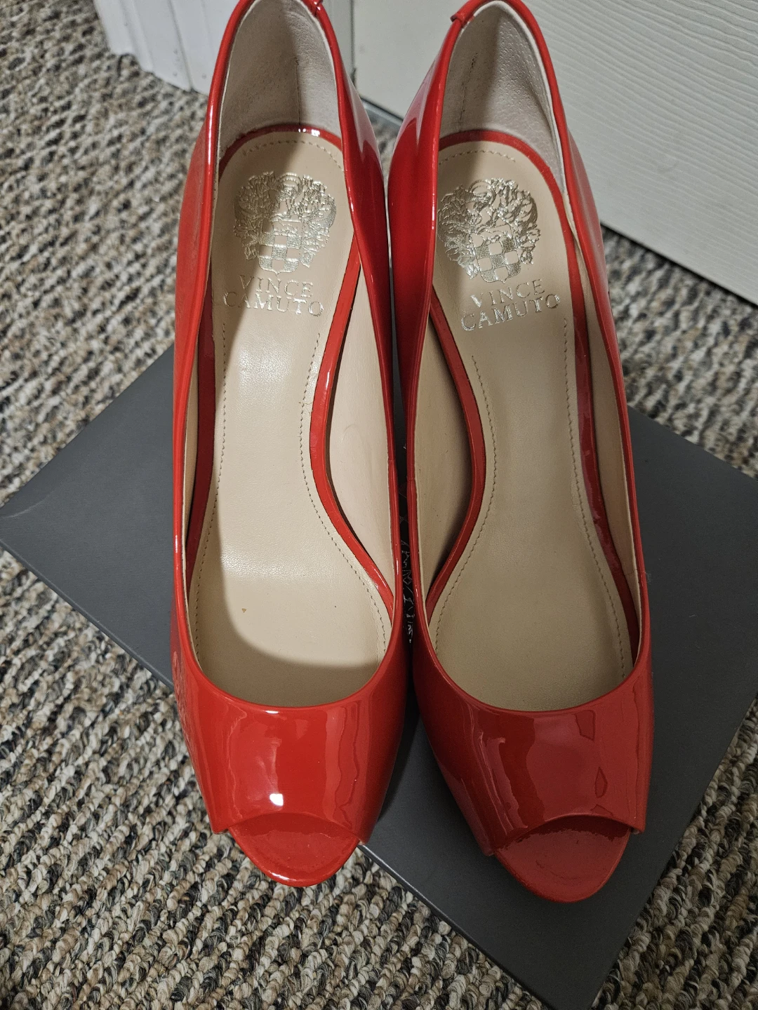 Vince Camuto Cherry Red Heels Leather patent 8.5