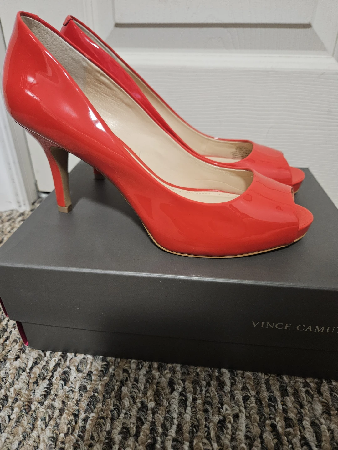 Vince Camuto Cherry Red Heels Leather patent 8.5 - photo 2