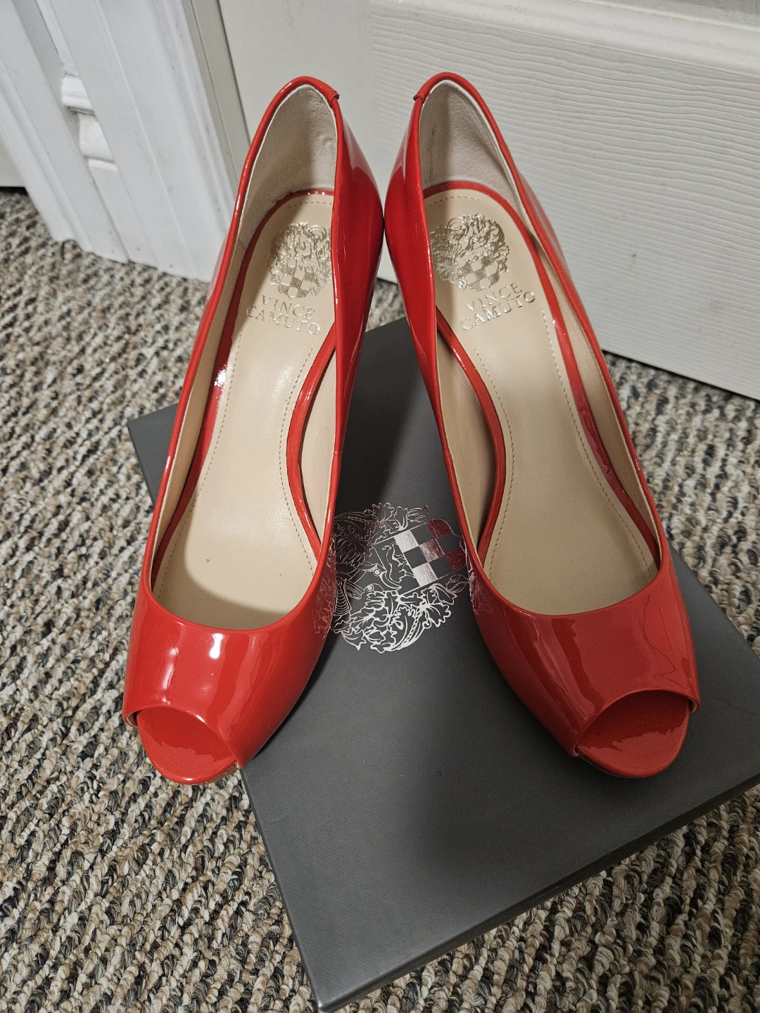 Vince Camuto Cherry Red Heels Leather patent 8.5 - photo 3