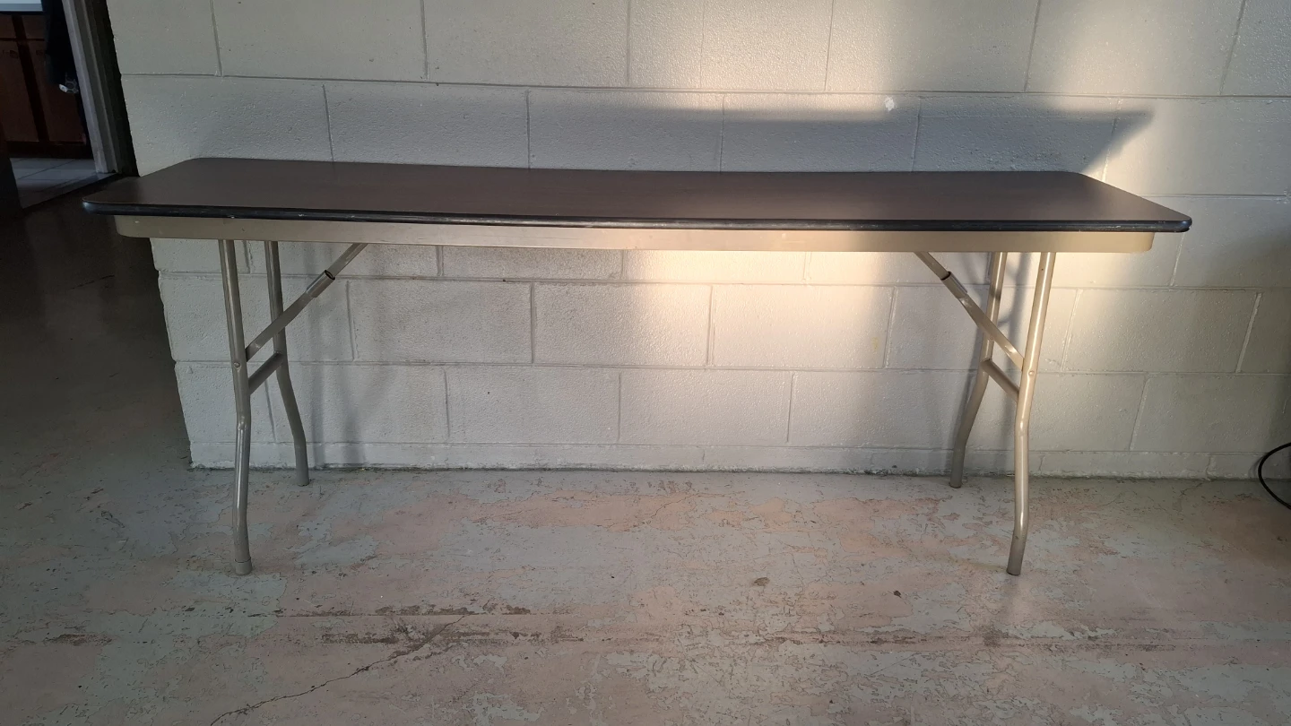 Folding Tables - photo 4