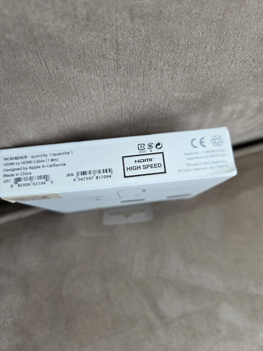 Apple HDMI to HDMI Cable (1.8m) - photo 3