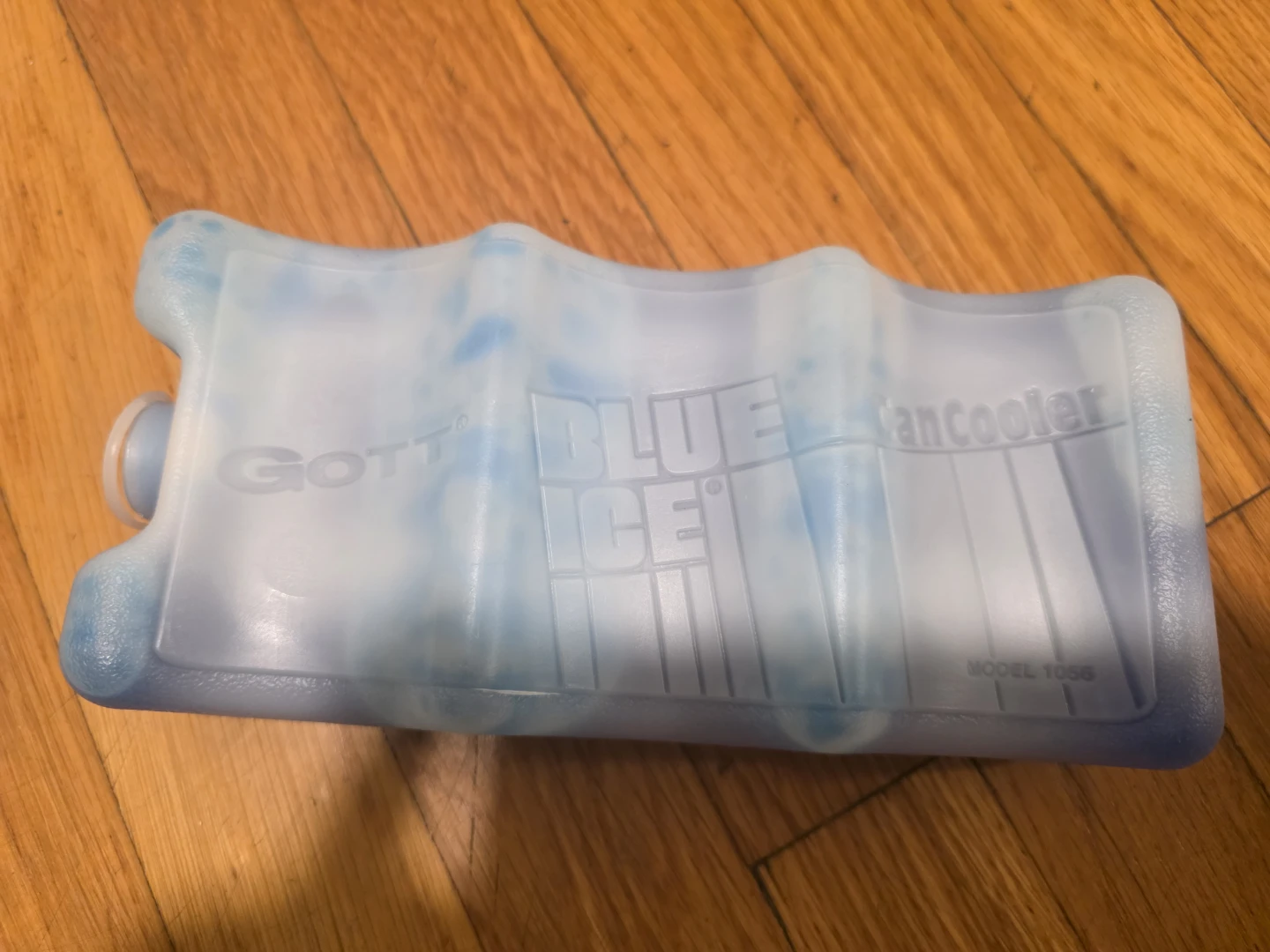 Igloo Profile 16 Cooler with 3 Blue Ice Packs - photo 2