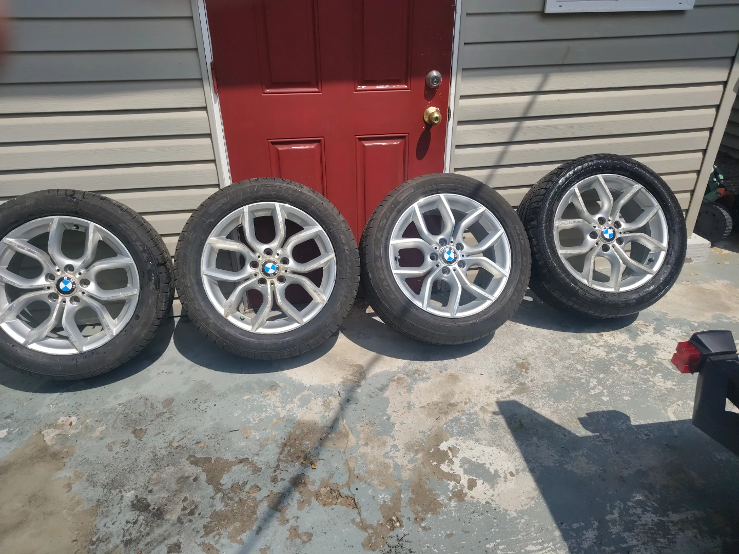 Set of 4 BMW Alloy Wheels with Tires