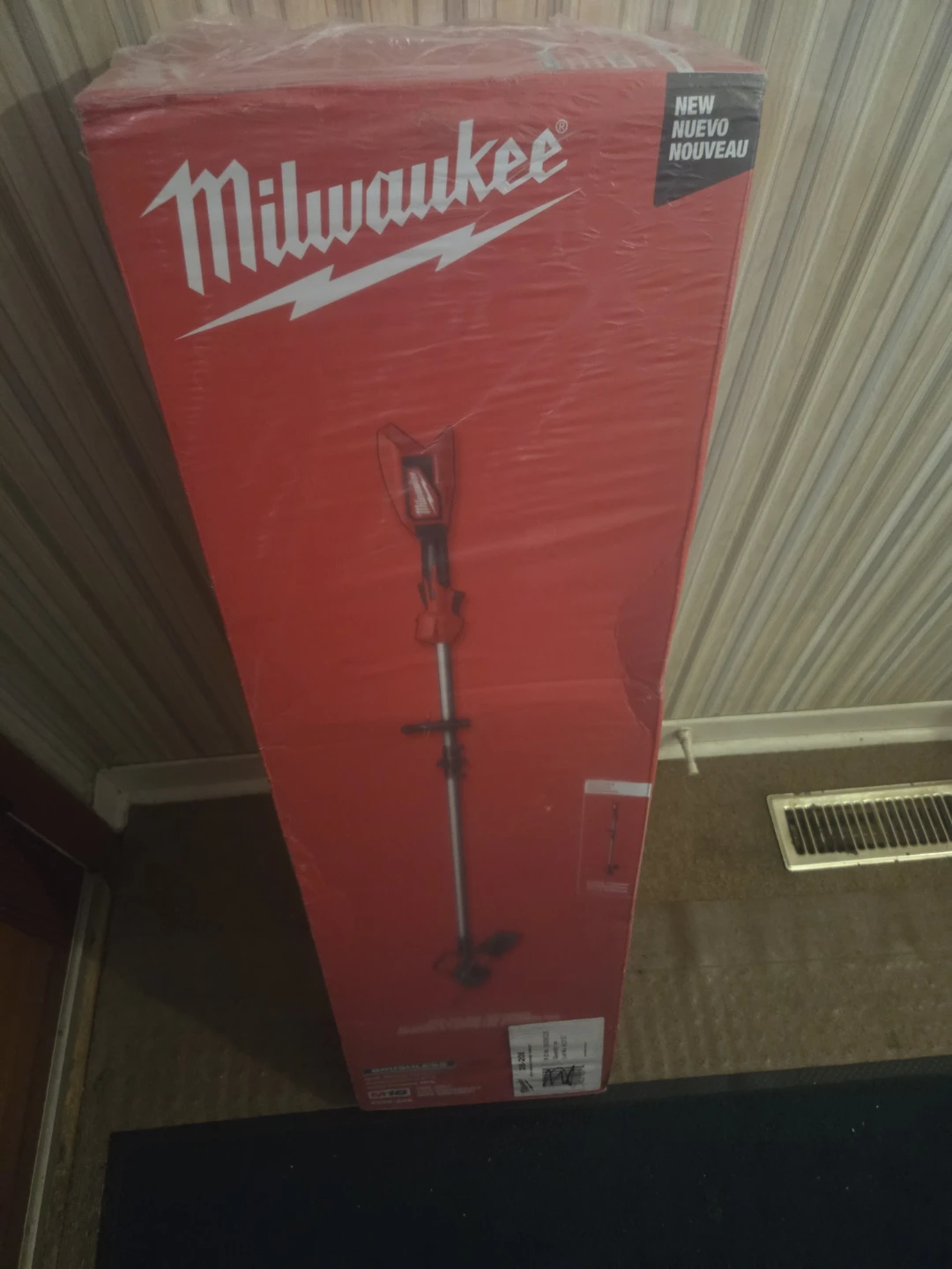Brand new Milwaukee M18 String Trimmer Tool-Only 2828-20E - photo 2