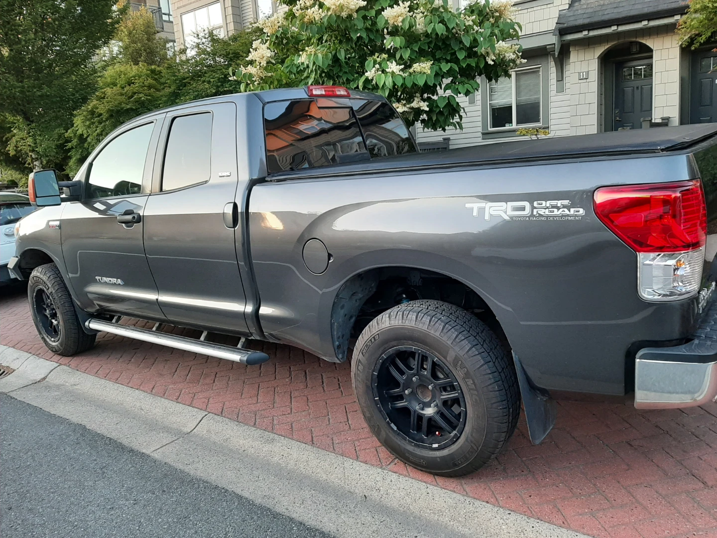 Toyota Tundra TRD Off Road Pickup Truck - photo 2