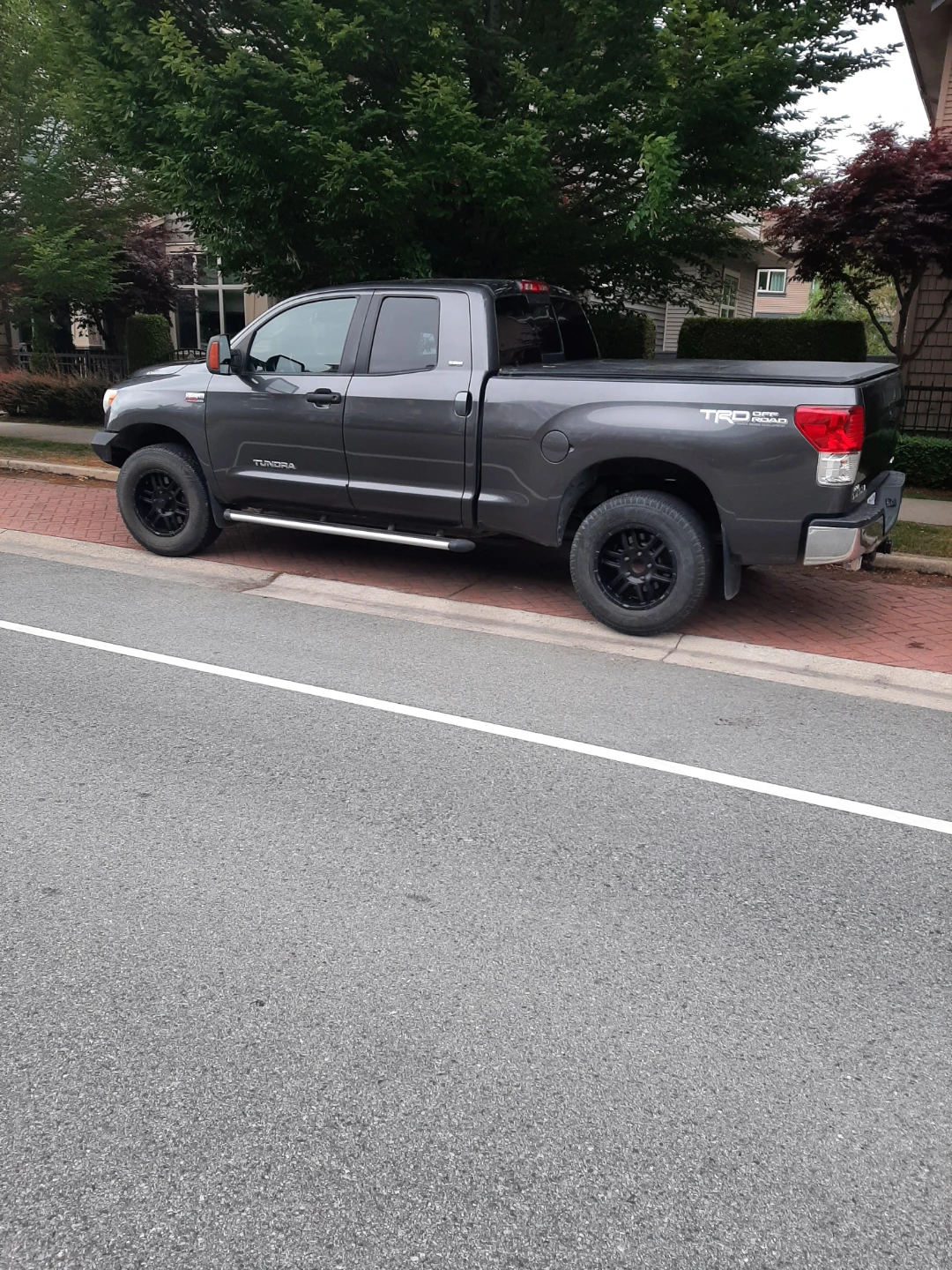 Toyota Tundra TRD Off Road Pickup Truck - photo 4