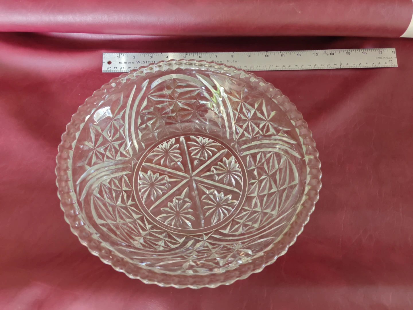 Crystal Glass Bowl with Starburst Pattern