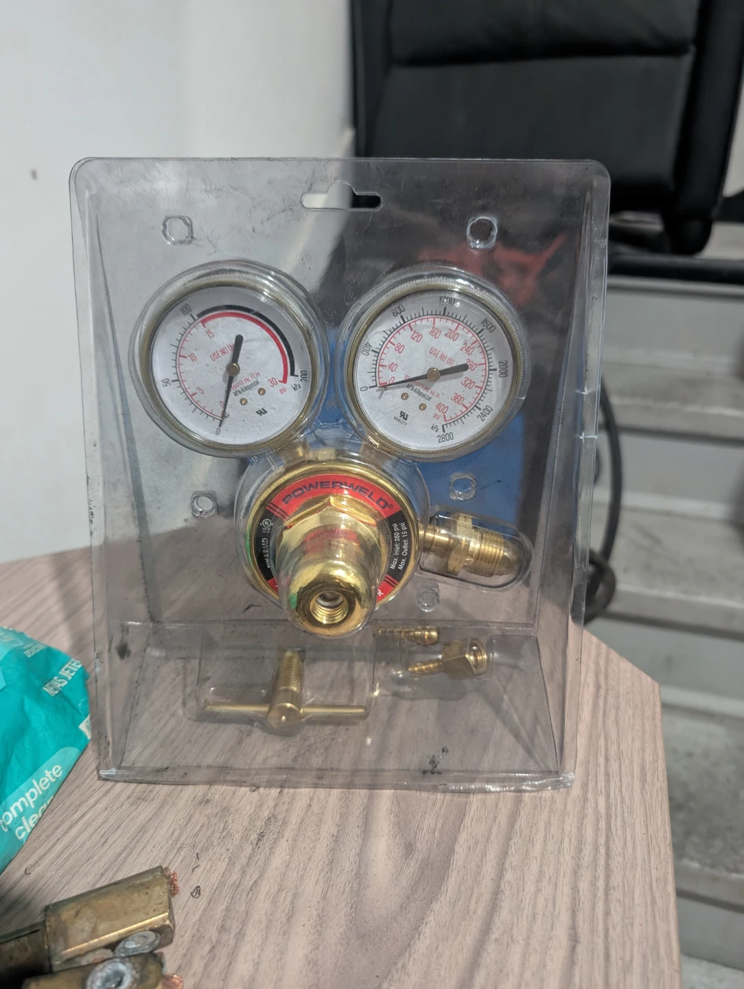 Powerfield Dual Gauge Regulator