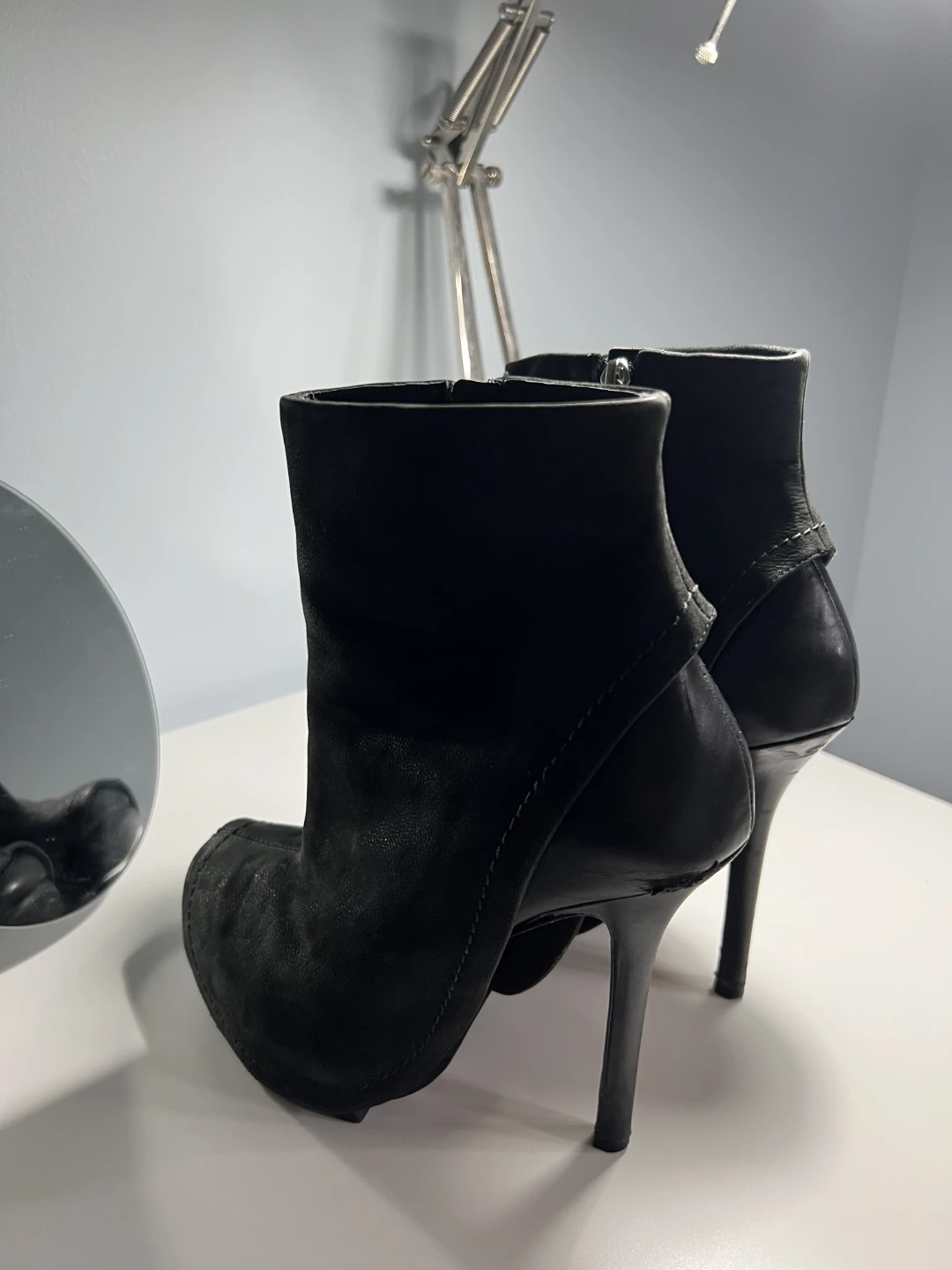 Camilla Skovgaard Black Leather Ankle Boots - photo 3
