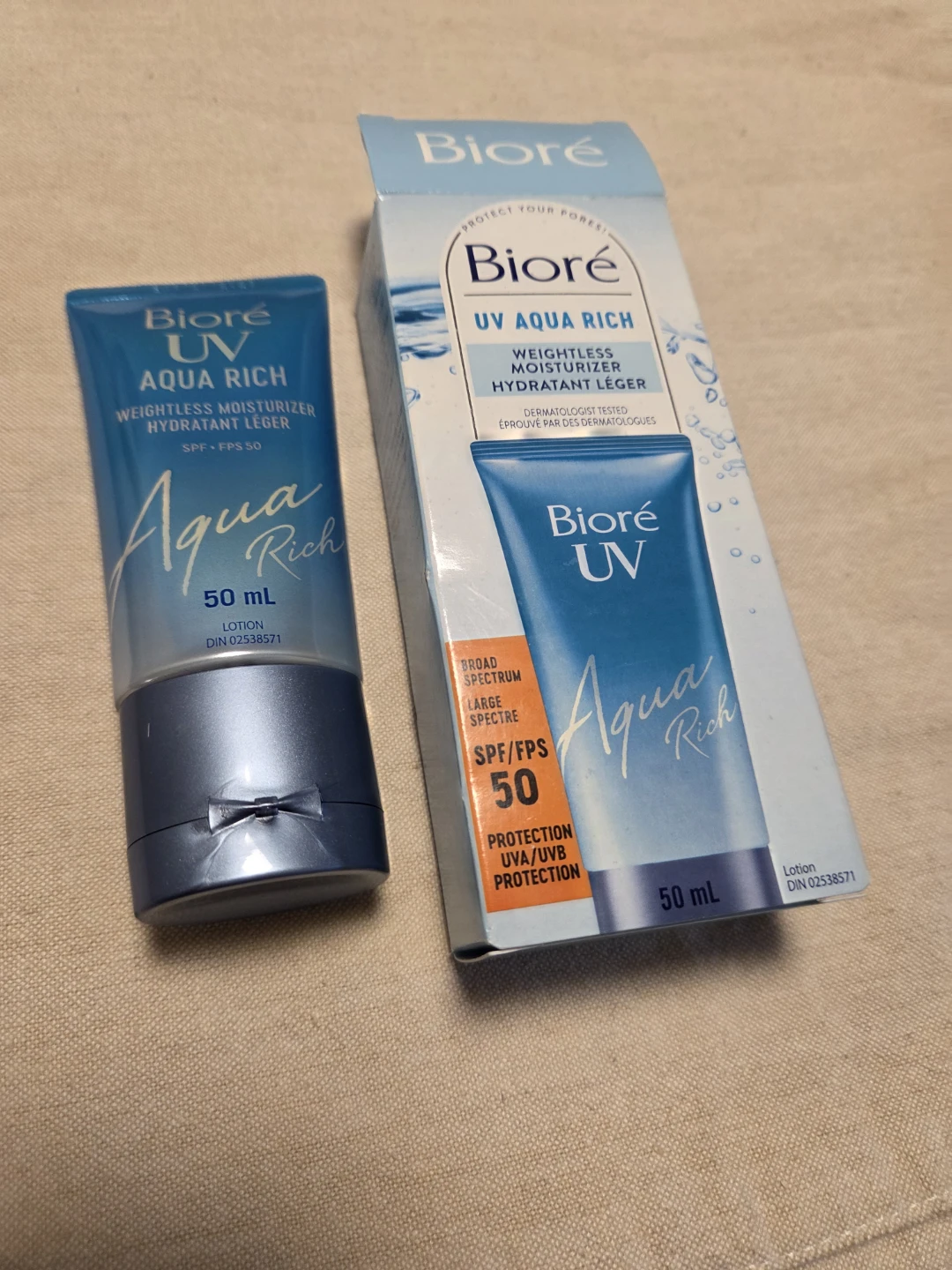 Biore UV Aqua Rich Weightless Moisturizer SPF 50