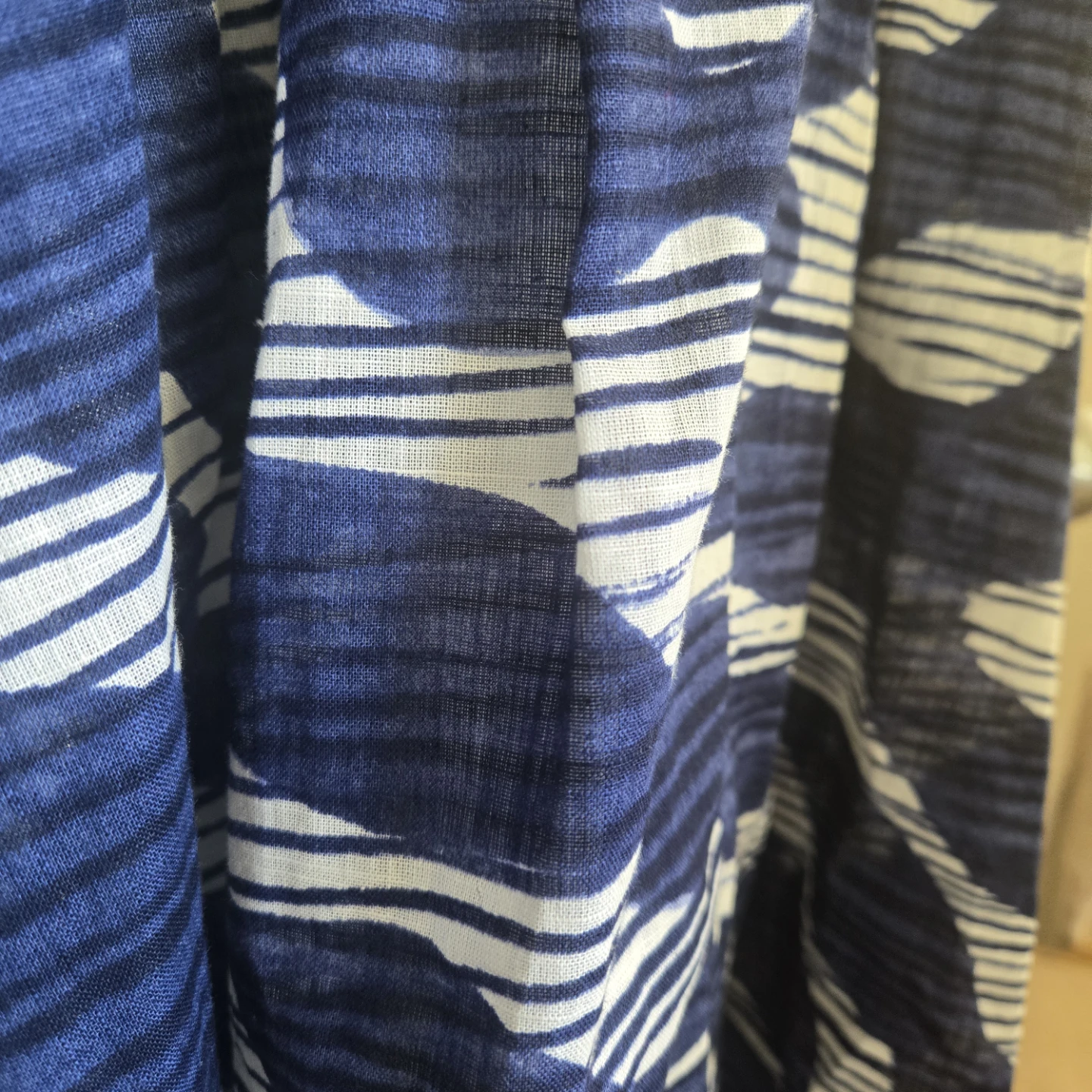 Banana Republic Blue & White Pattern Dress Size 4 - photo 5